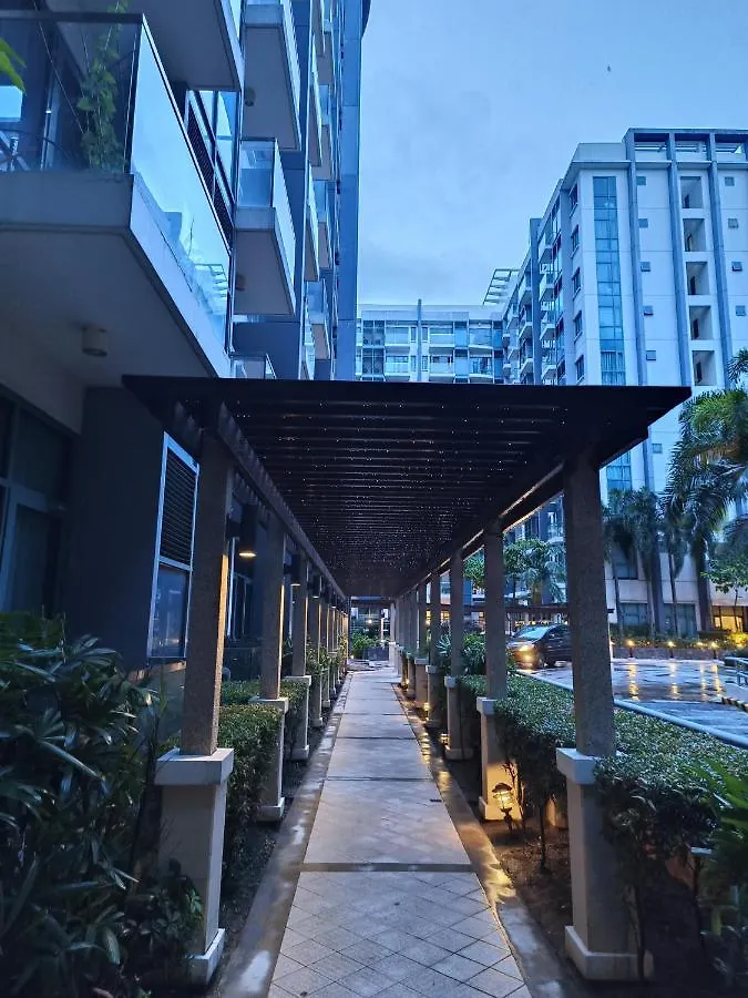 1Br At Two Palmtree Villas Across Manila Airport Terminal 3 0*,  Philippines